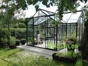 Puhkemaja-kasvuhoone-aiamaja-klaasmaja-talveaed-Vitavia-Sirius